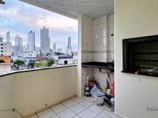 Apartamento praticamente no Centro de Balneário Camboriú